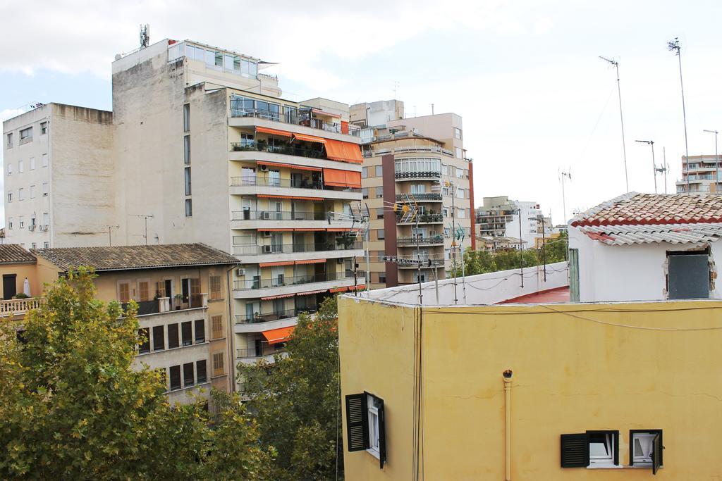 Hotel Amic Colon Пальма-де-Майорка Экстерьер фото