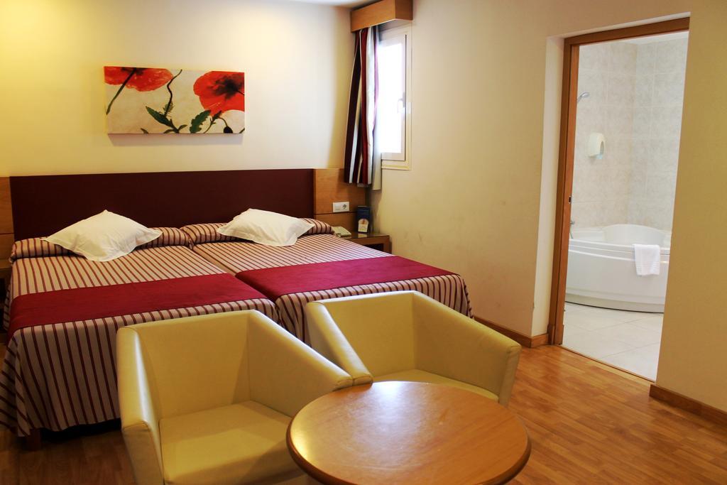 Hotel Amic Colon Пальма-де-Майорка Экстерьер фото
