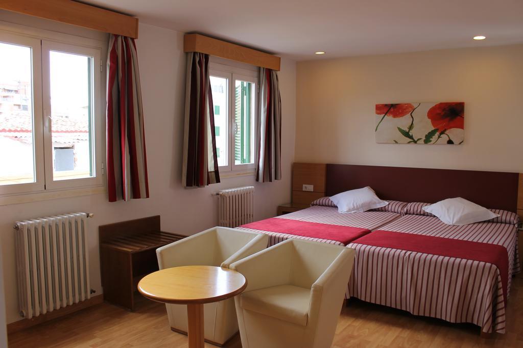 Hotel Amic Colon Пальма-де-Майорка Экстерьер фото