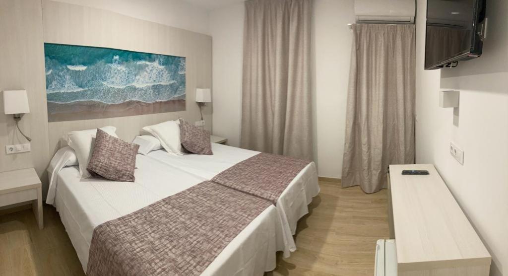 Hotel Amic Colon Пальма-де-Майорка Экстерьер фото